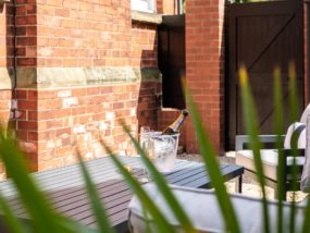 flora_apartment_Whitby_boutique_accommodation_Whitby
