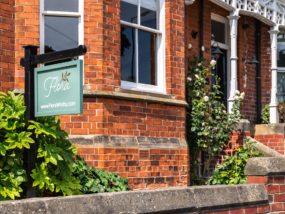 flora_apartment_Whitby_boutique_accommodation_Whitby