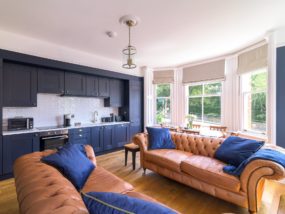 flora_apartment_Whitby_boutique_accommodation_Whitby