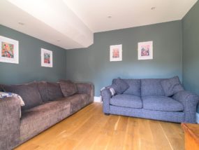 flora_apartment_Whitby_boutique_accommodation_Whitby